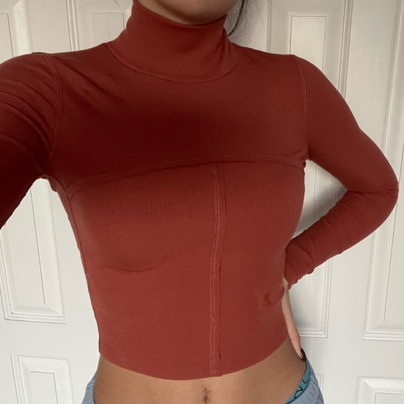 Wilfred Free Moon Turtleneck - Picture 1 of 3